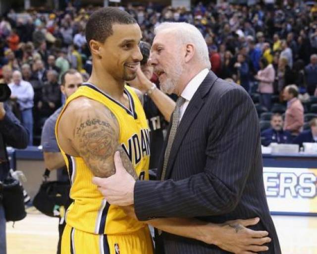 林诗栋：我没有让大家失望！胜利后亲吻胸前国旗（林诗栋：不负众望，取胜后深情亲吻胸前国旗）