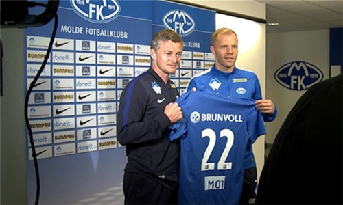 篮不住嘴丨湖人已向国王询价蒙克 3换1抄底方案拿下？（篮不住嘴丨湖人打听蒙克：三换一抄底能成吗？）