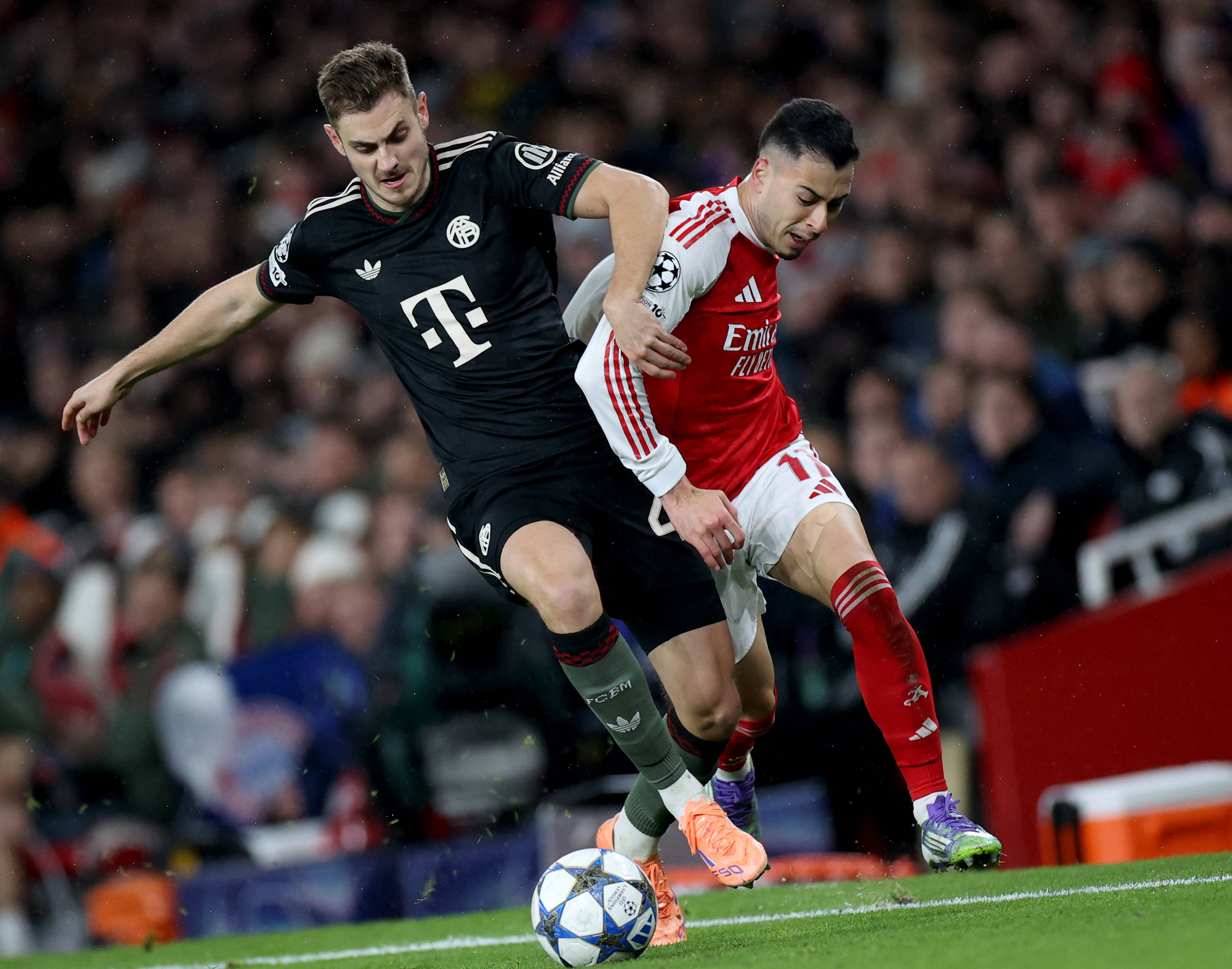 2025／26赛季英超：顶级球星变主帅！新赛季他们的执教成果都如何（英超2025／26赛季：名宿转型主帅，他们的带队成绩如何？）