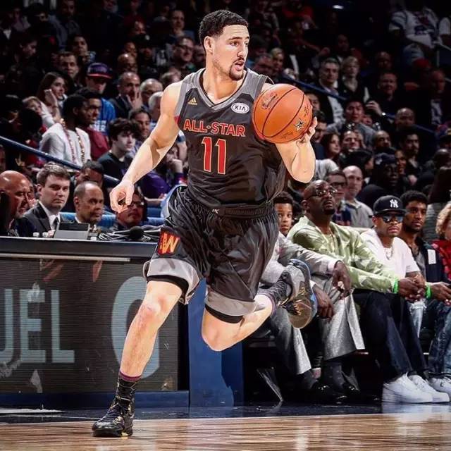 前国米教练谈索默：不能表现好时说他经验丰富，表现差说他老（前国米主帅谈索默：别好时夸经验，差时怪年纪）