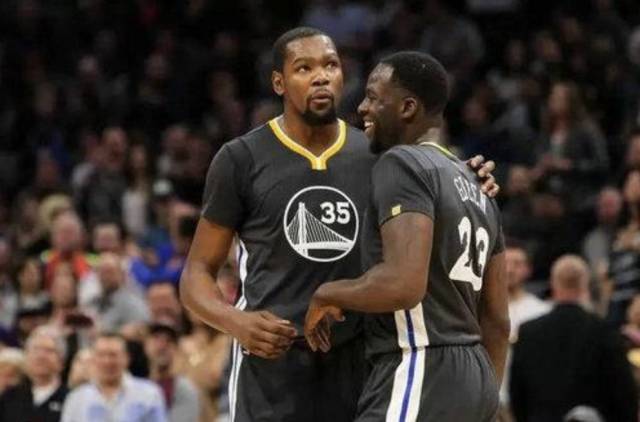 拉姆：凯恩完美契合拜仁；穆西亚拉回归后如何融入是个考验（拉姆：凯恩与拜仁天作之合，穆西亚拉复出后的融入将受考验）