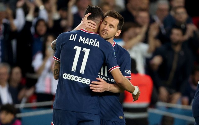 状态火热！威尔斯单节独砍16分，带队领先18分打爆北控（状态正佳！威尔斯单节轰16分，率队领先18分大胜北控）