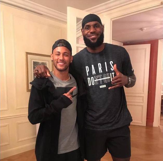 斯帅：为什么换下伊尔迪兹？我换上的是转会费5000万的奥蓬达（斯帅解释换人：伊尔迪兹下场，我派上转会费5000万的奥蓬达）