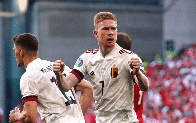 湖人詹姆斯关键三分锁定胜利（詹姆斯关键三分助湖人锁定胜局）