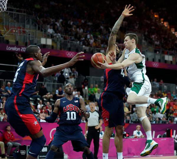 马雷斯卡公开抱怨高层缺乏支持，切尔西帅位暗流涌动（马雷斯卡公开质疑高层支持，切尔西帅位动荡加剧）