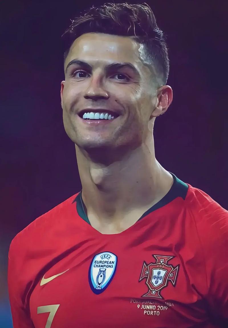 记者：汪士钦这张红牌就是多年来中国足球陋习的真实写照（记者：汪士钦这张红牌，正是中国足球多年积弊的缩影）