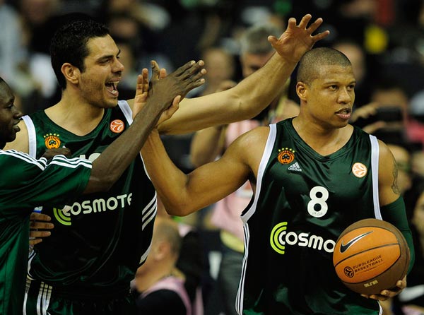 C罗：明年是我最后一届世界杯；希望成为年轻一代的榜样（C罗：明年将迎来职业生涯最后一届世界杯，期望成为新生代的榜样）